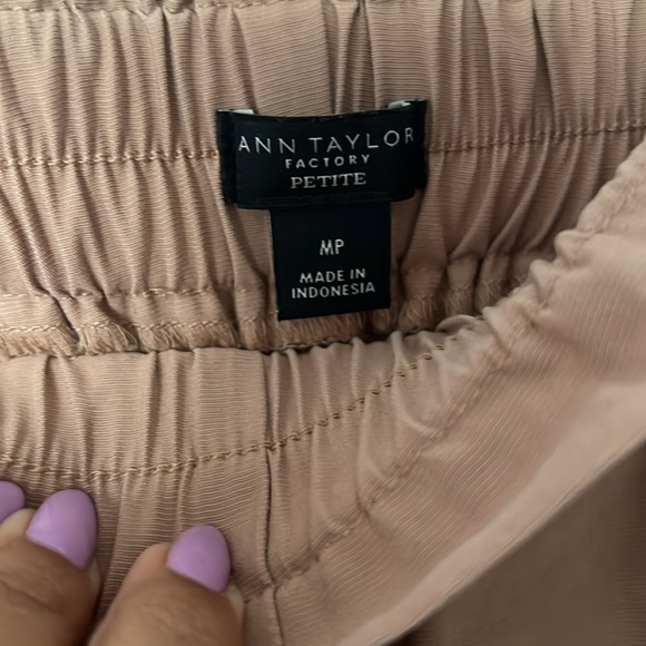 Ann Taylor casual pants - Picture 2 of 2